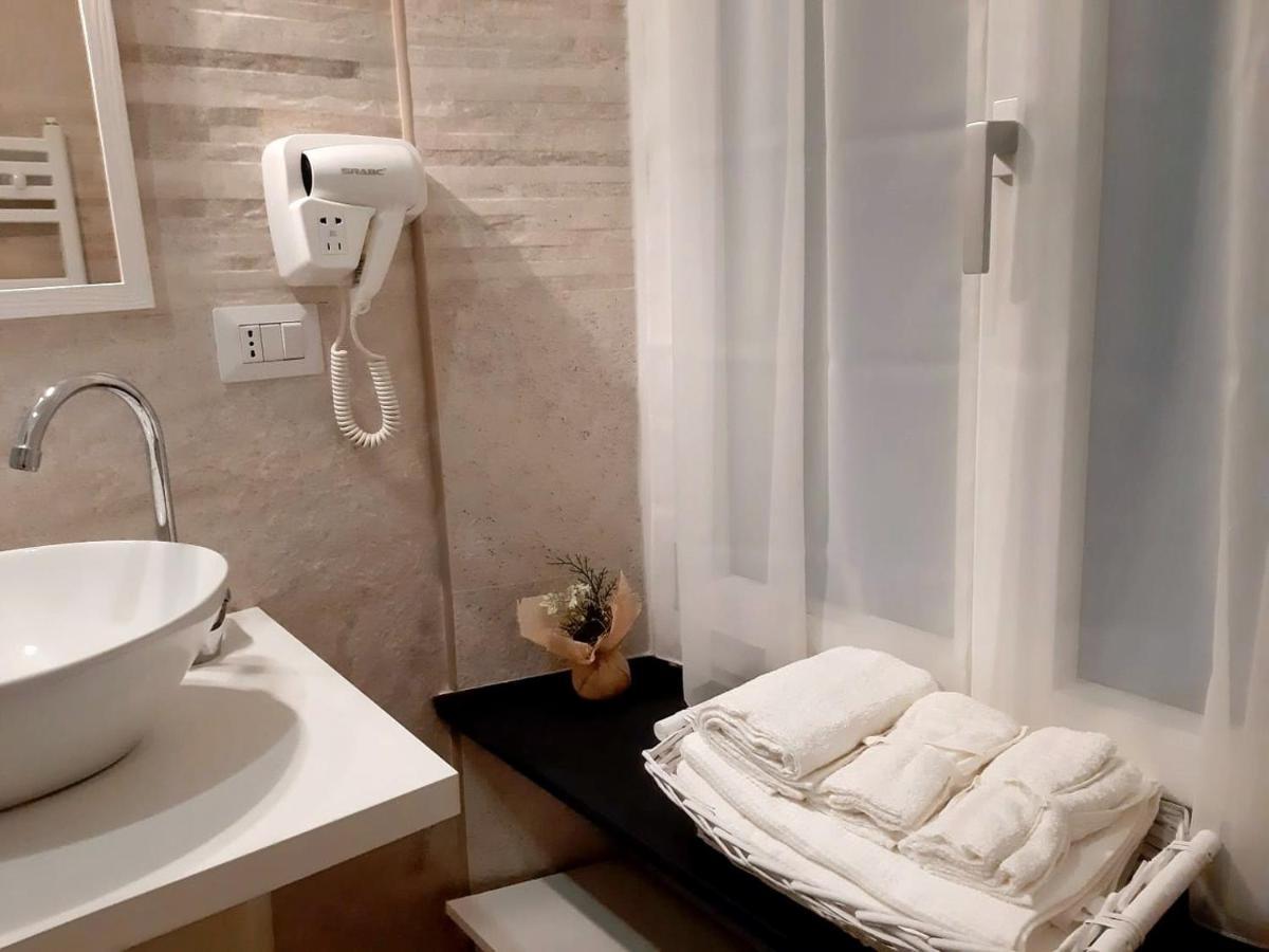 A Due Passi Da Bed & Breakfast Genua